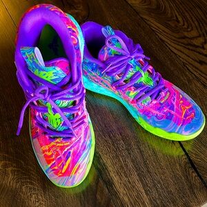 Puma M.E.L.O women’s tennis shoes size 8.